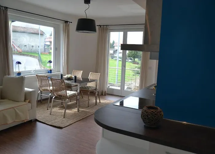 Apartman Casa Conte Air Conditioning, Near Station, Center And Ferry To Bellaggio Colico