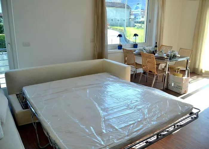 Casa Conte Air Conditioning, Near Station, Center And Ferry To Bellaggio Apartman Colico