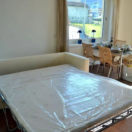 Casa Conte Air Conditioning, Near Station, Center And Ferry To Bellaggio Apartment Colico
